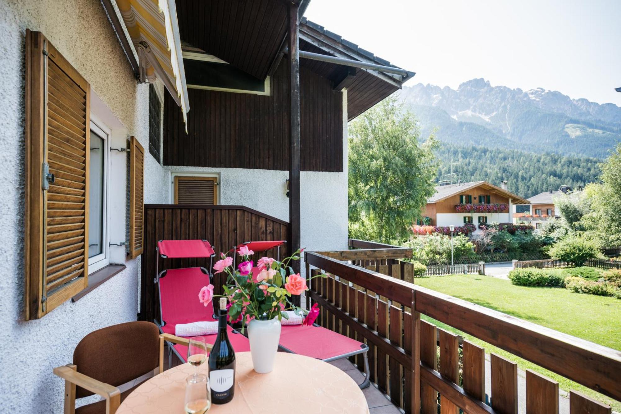 Apartments Drei Zinnen San Candido Esterno foto